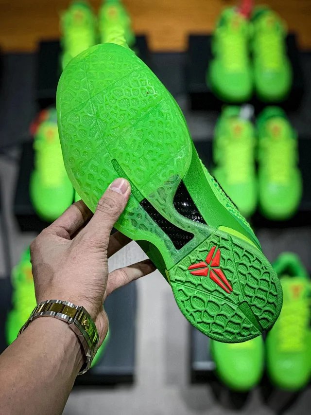 N498410原廠批次壓軸登場NK ZK6 kobe 6 科比6代青蜂俠全碼出貨前後氣墊加持信仰