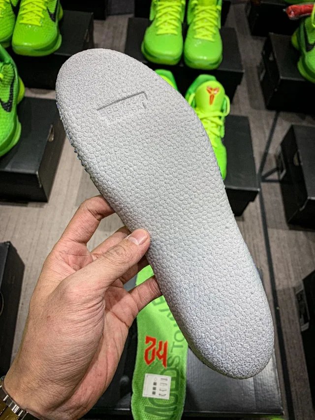 N498410原廠批次壓軸登場NK ZK6 kobe 6 科比6代青蜂俠全碼出貨前後氣墊加持信仰