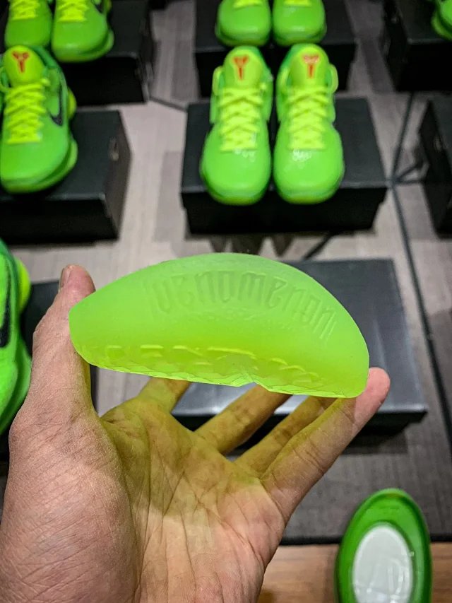 N498410原廠批次壓軸登場NK ZK6 kobe 6 科比6代青蜂俠全碼出貨前後氣墊加持信仰