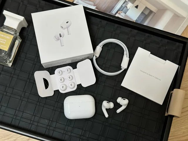 2024最新款 Apple AirPods Pro (第2代) 搭配MagSafe【USB‑C 充電盒】頂級音質 H2晶片/主動降噪【一年無憂售後】